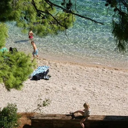 Apartment Apartments By The Sea Pisak, Omis - 10323 *