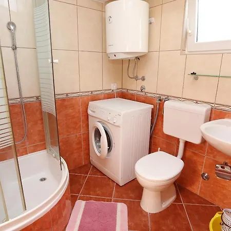 Apartments By The Sea Pisak, Omis - 10323 Apartment *